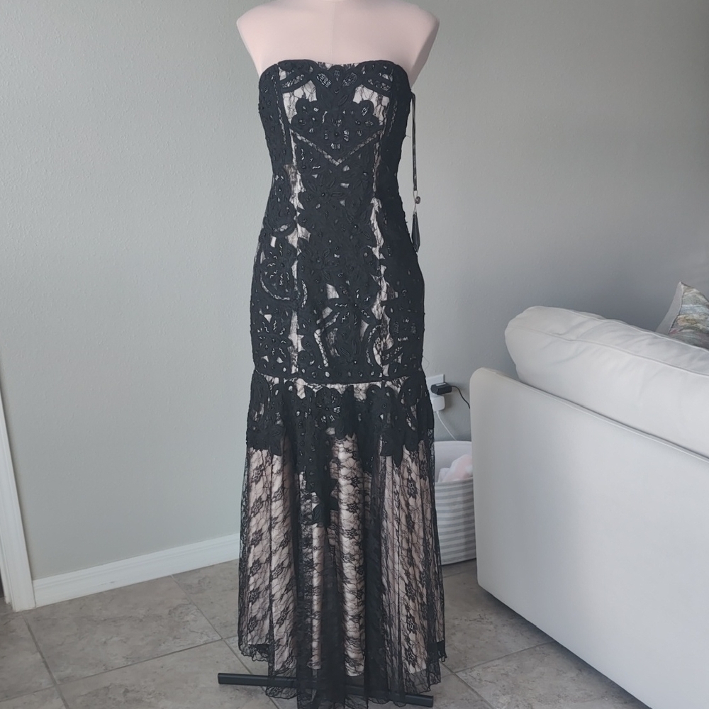 Sue Wong Black and Cream Strapless Lace Dress